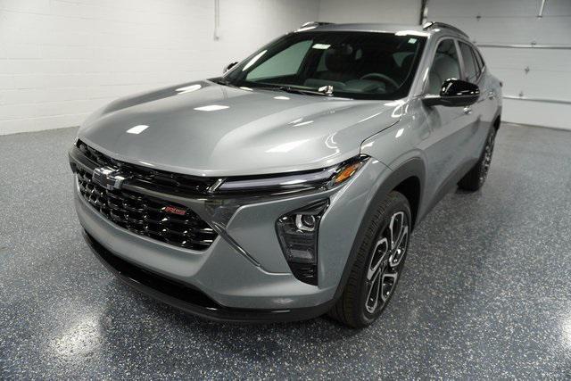 Photo of 2025 Sterling Gray Metallic Chevrolet Trax