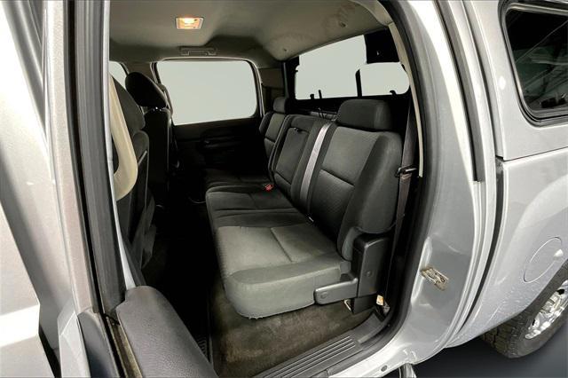 Photo of 2013 Silver Ice Metallic Chevrolet Silverado 1500