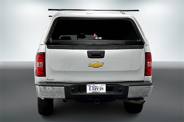 Photo of 2013 Silver Ice Metallic Chevrolet Silverado 1500