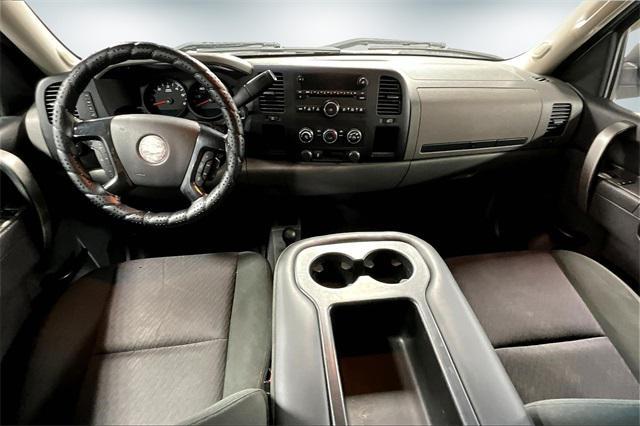 Photo of 2013 Silver Ice Metallic Chevrolet Silverado 1500
