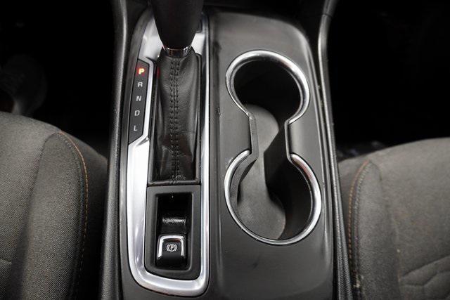 Photo of 2018 Silver Ice Metallic Chevrolet Equinox