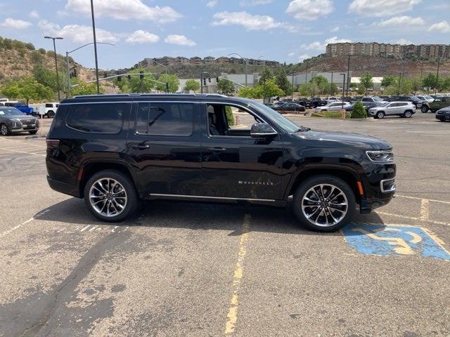 Photo of 2025 Diamond Black Crystal Pearlcoat Jeep Wagoneer