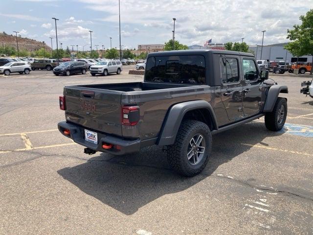Photo of 2025 Granite Crystal Metallic Clearcoat Jeep Gladiator
