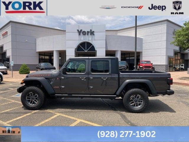 Photo of 2025 Granite Crystal Metallic Clearcoat Jeep Gladiator