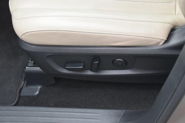 Photo of 2024 Warm Titanium INFINITI QX60