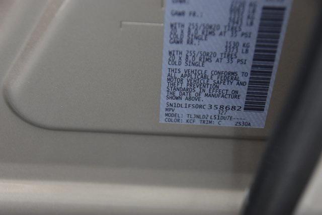 Photo of 2024 Warm Titanium INFINITI QX60