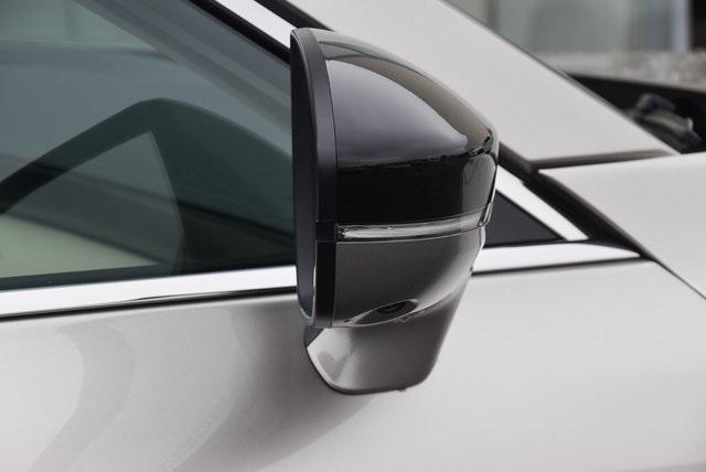 Photo of 2024 Warm Titanium INFINITI QX60
