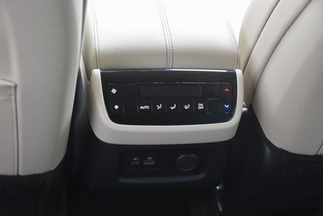 Photo of 2024 Warm Titanium INFINITI QX60