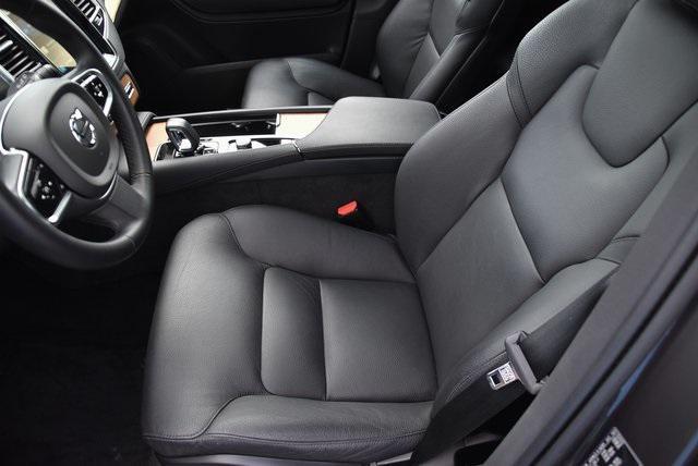 Photo of 2024 Platinum Volvo XC90