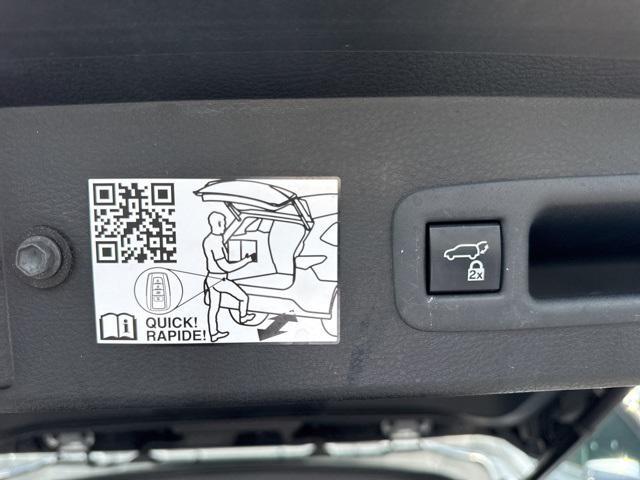 Photo of 2021 Celestial Silver Metallic Toyota Sienna