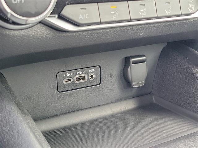 Photo of 2025 Garnet Pearl Me Nissan Altima