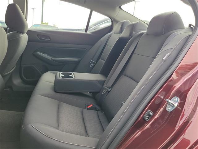 Photo of 2025 Garnet Pearl Me Nissan Altima