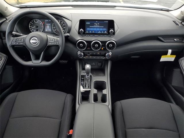 Photo of 2025 Cloud White Nissan Sentra