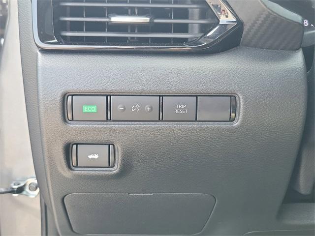 Photo of 2023 Gun Metallic Nissan Sentra
