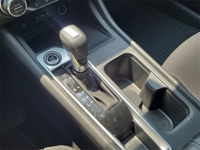 Photo of 2024 Aspen White Nissan Sentra