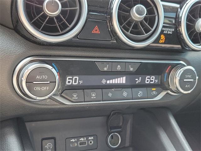 Photo of 2024 Aspen White Nissan Sentra