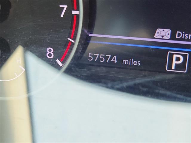 Photo of 2024 Aspen White Nissan Sentra