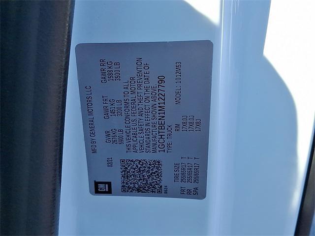 Photo of 2021 Summit White Chevrolet Colorado
