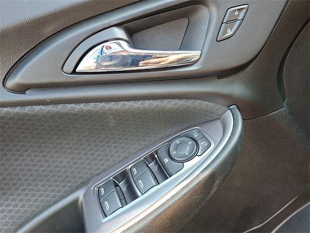 Photo of 2019 Shadow Gray Metallic Chevrolet Malibu