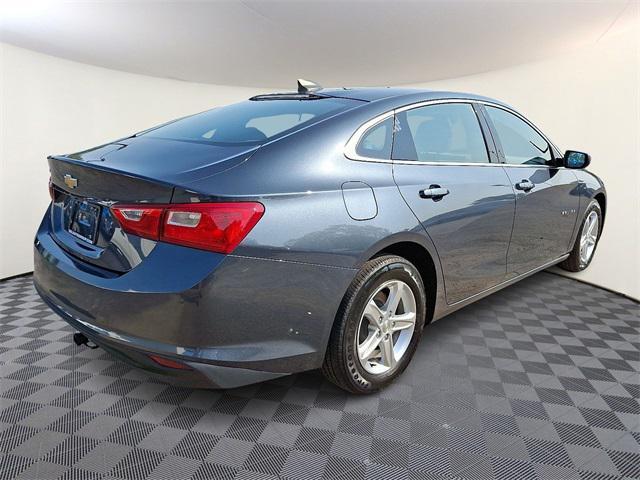 Photo of 2019 Shadow Gray Metallic Chevrolet Malibu