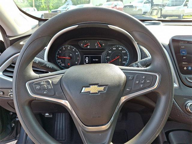 Photo of 2019 Shadow Gray Metallic Chevrolet Malibu