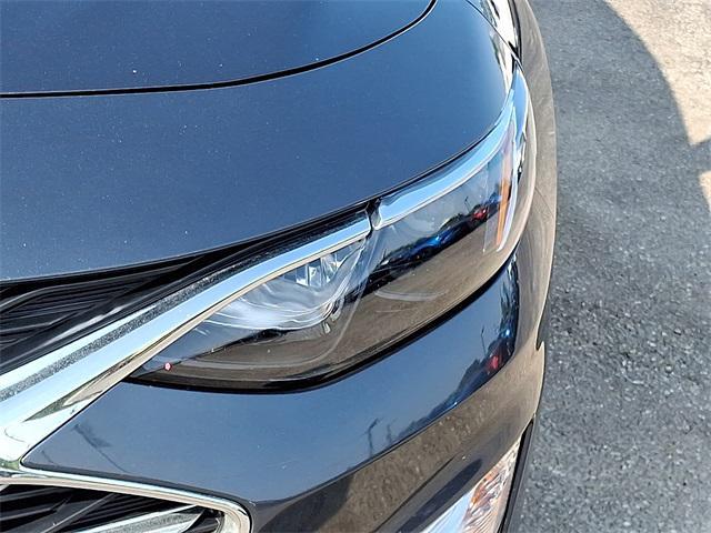 Photo of 2019 Shadow Gray Metallic Chevrolet Malibu