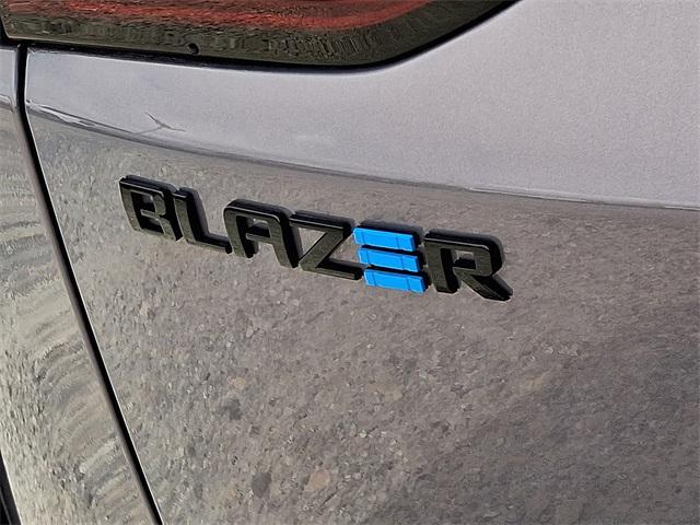 Photo of 2025 Galaxy Gray Metallic Chevrolet Blazer EV