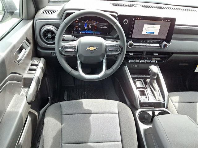 Photo of 2026 Summit White Chevrolet Colorado