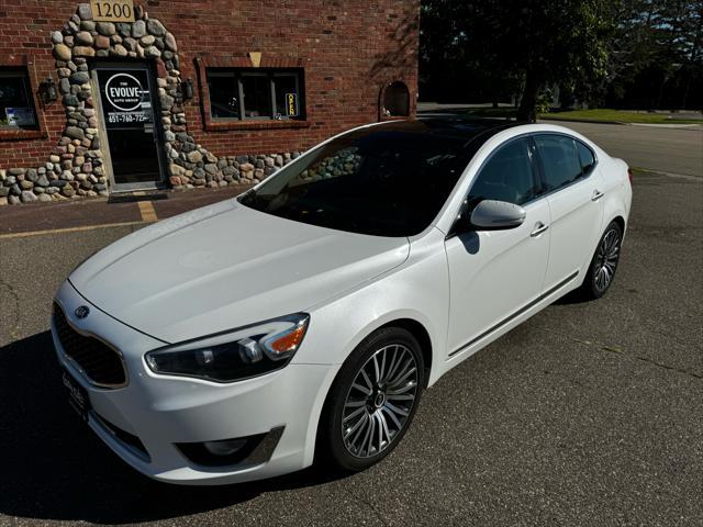 2014 Kia Cadenza