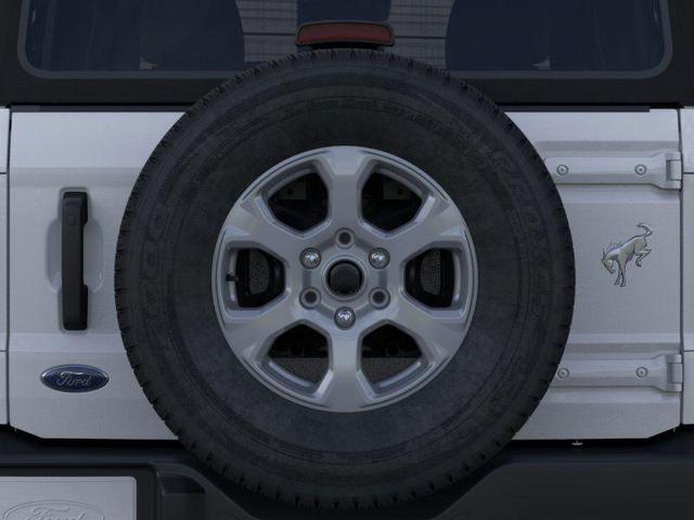 Photo of 2025 Oxford White Ford Bronco