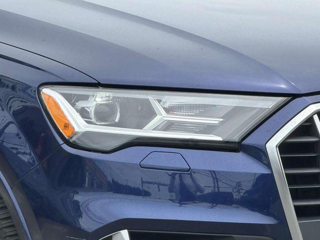 Photo of 2022 Navarra Blue Metallic Audi Q7