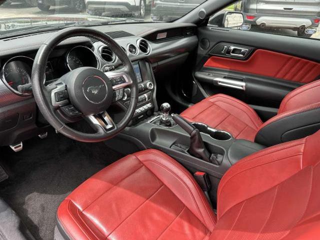 Photo of 2017 Shadow Black Ford Mustang