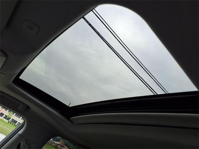 Photo of 2023 Celestial Silver Toyota Highlander