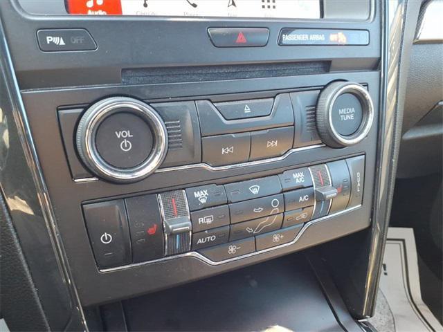 Photo of 2018 Magnetic Metallic Ford Explorer
