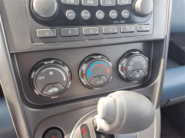 Photo of 2004 Blue Honda Element