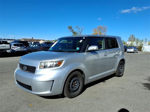 Photo of 2009 Silver Scion xB