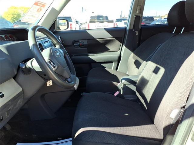 Photo of 2009 Silver Scion xB