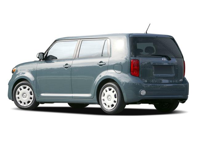 Photo of 2009 Silver Scion xB