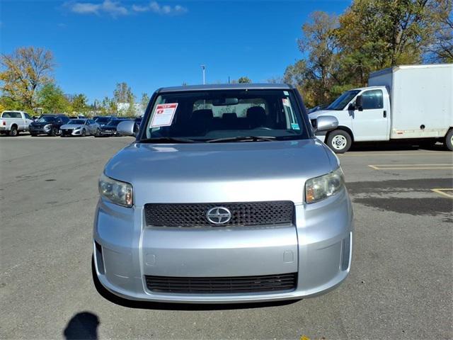 Photo of 2009 Silver Scion xB
