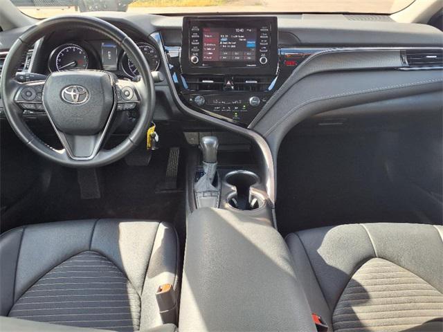 Photo of 2023 Ice Cap Toyota Camry