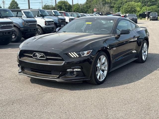 Photo of 2015 Black Ford Mustang