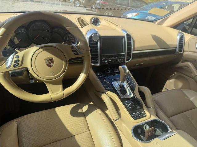 Photo of 2012 Black Porsche Cayenne