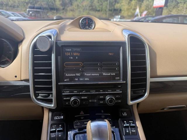 Photo of 2012 Black Porsche Cayenne