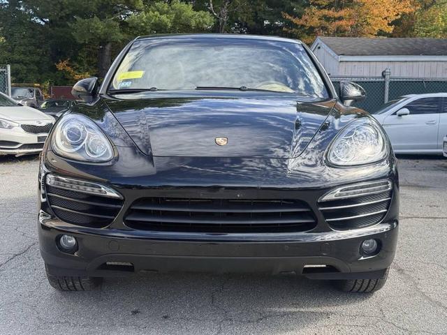 Photo of 2012 Black Porsche Cayenne