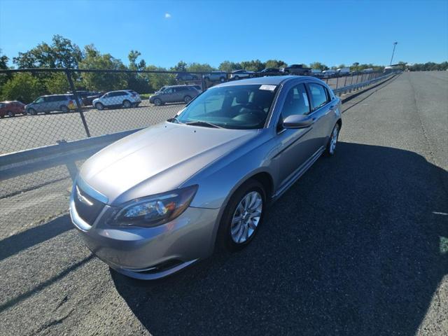 2014 Chrysler 200