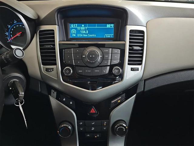 Photo of 2014 Atlantis Metallic Chevrolet Cruze