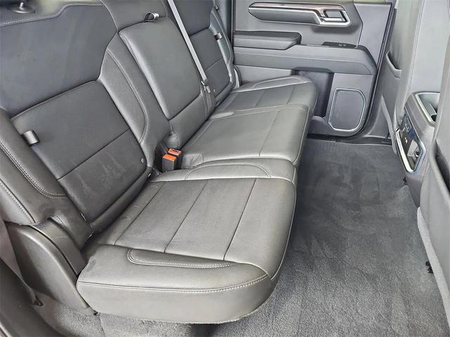 Photo of 2024 Summit White GMC Sierra 1500