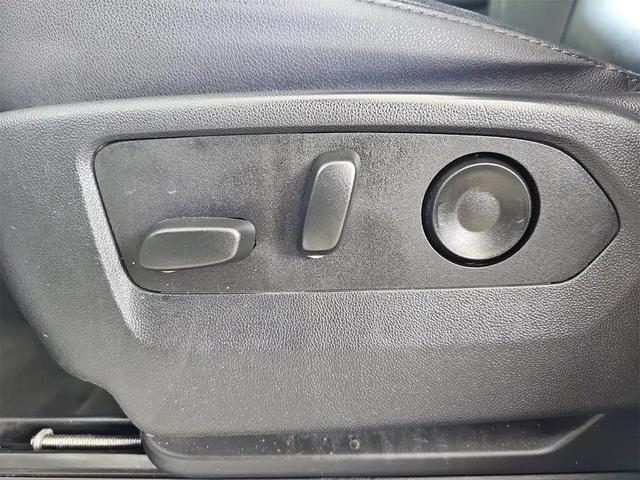 Photo of 2024 Summit White GMC Sierra 1500