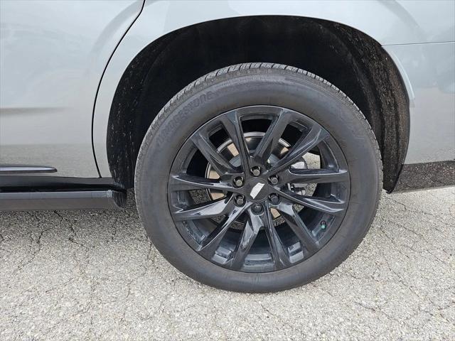 Photo of 2024 Argent Silver Metallic Cadillac Escalade