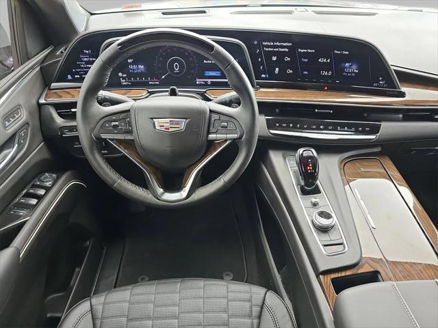 Photo of 2024 Argent Silver Metallic Cadillac Escalade